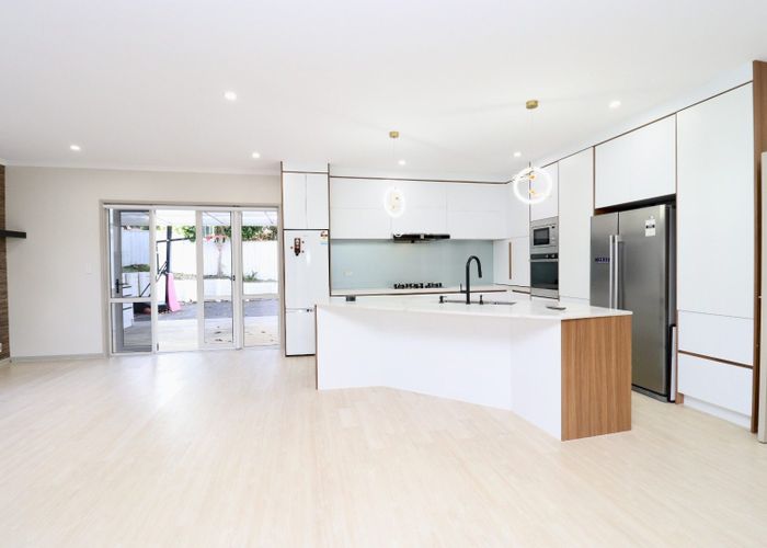  at 9 Chard Place, Flat Bush, Auckland