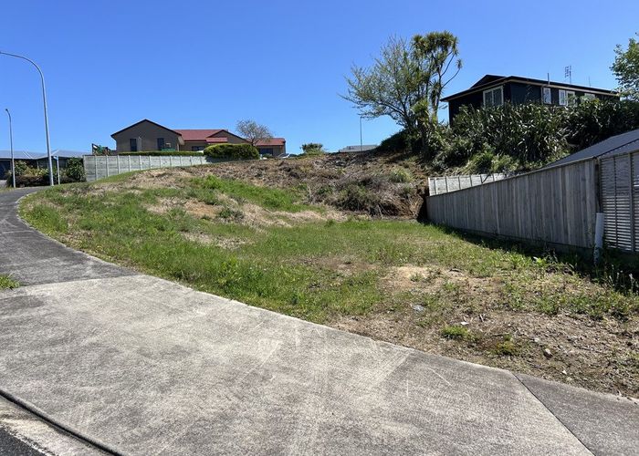  at 1 Frederick Place, Whalers Gate, New Plymouth, Taranaki