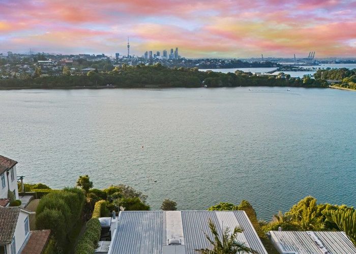  at 122 Lucerne Road, Remuera, Auckland