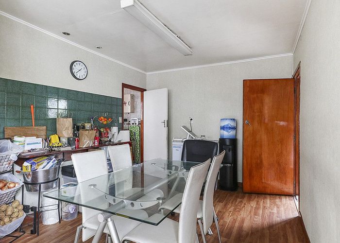  at 7 McKean Avenue, Manurewa, Manukau City, Auckland