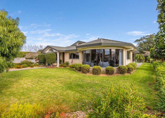  at 22 Kinross Drive, Merrilands, New Plymouth