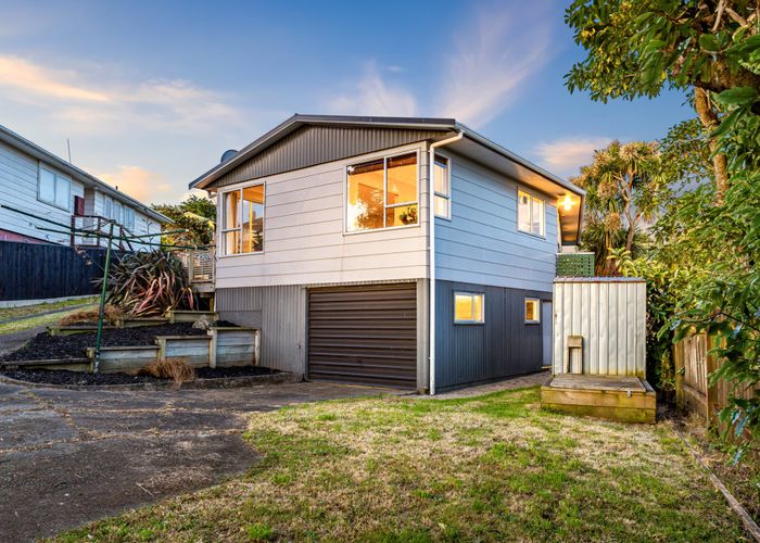  at 184 Conclusion Street, Ascot Park, Porirua