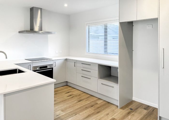  at 4/9 Main Road, Wainuiomata, Lower Hutt, Wellington