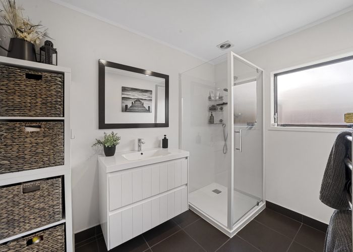  at 2/51 Browns Road, Manurewa, Manukau City, Auckland