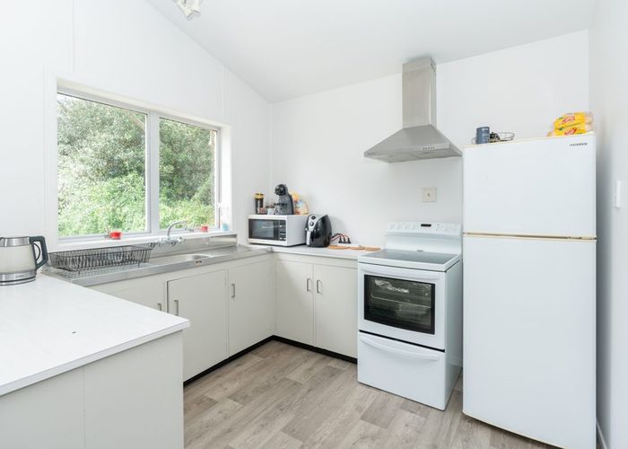  at 1/2 Herbert Road, Queenwood, Hamilton