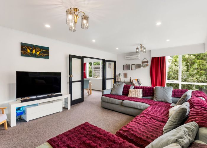  at 10 Woodhouse Avenue, Karori, Wellington, Wellington