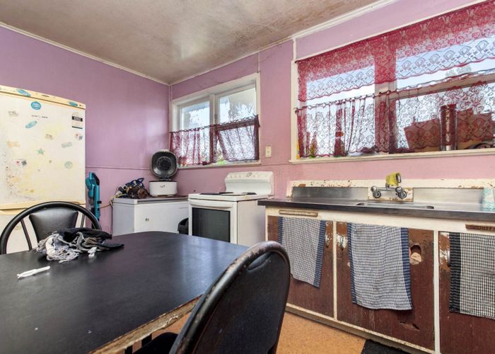  at 19 Hannah Road, Otara, Auckland