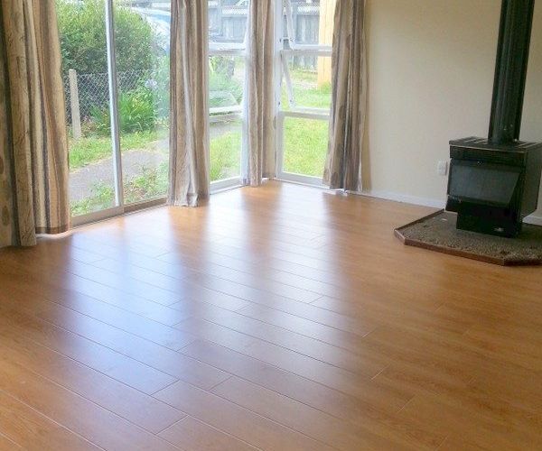  at 36 Kingdale Road, Henderson, Waitakere City, Auckland