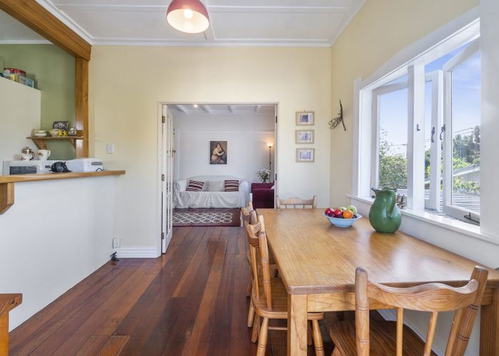  at 25 Brandon Rd, Glen Eden, Waitakere City, Auckland