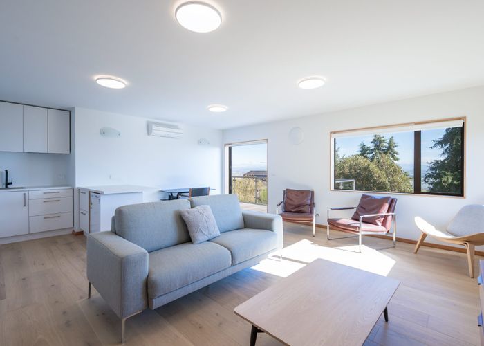  at 320b Princes Drive, Britannia Heights, Nelson, Nelson / Tasman