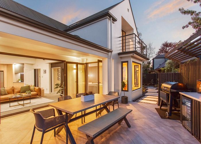  at 9A Hamilton Avenue, Ilam, Christchurch