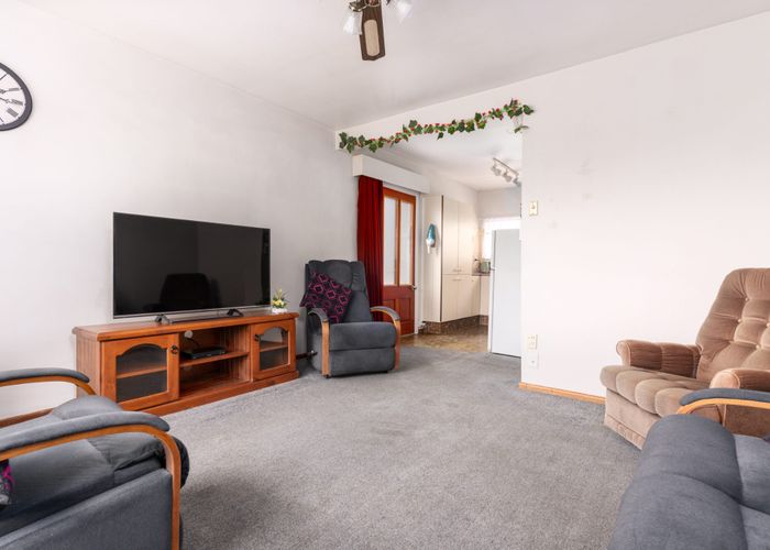  at 2/26 Frederick Street, Waltham, Christchurch
