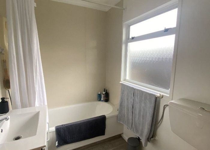  at 2/604 Charles Street, Raureka, Hastings, Hawke's Bay