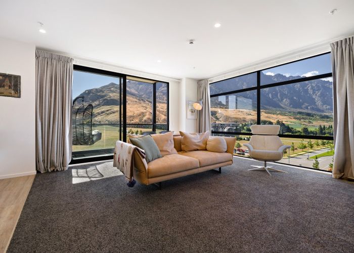  at 305/34 Red Oaks Drive, Frankton, Queenstown