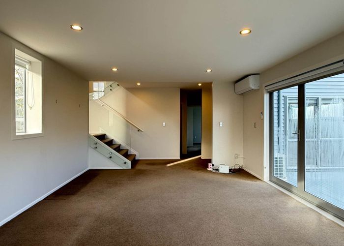  at 806A East Coast Road, Oteha, North Shore City, Auckland