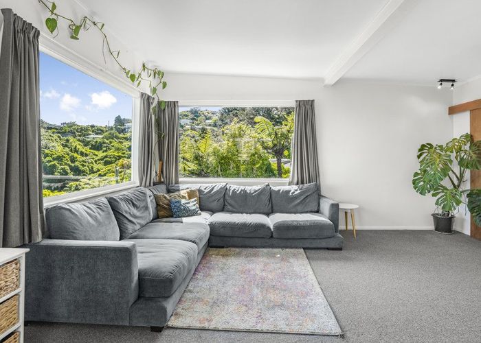  at 36 Akatea Road, Korokoro, Lower Hutt, Wellington