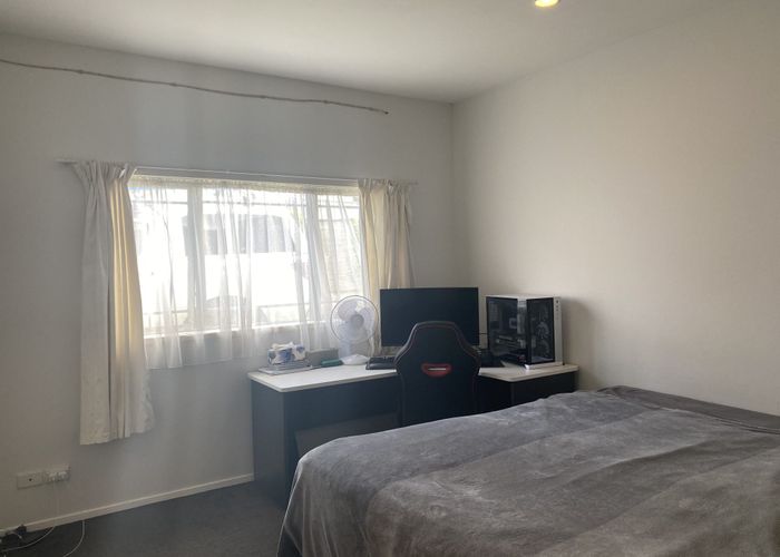  at 1/22 Otahuri Cresent, Greenlane, Auckland City, Auckland