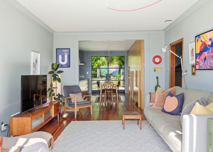  at 63 Farnham Street, Mornington, Wellington, Wellington