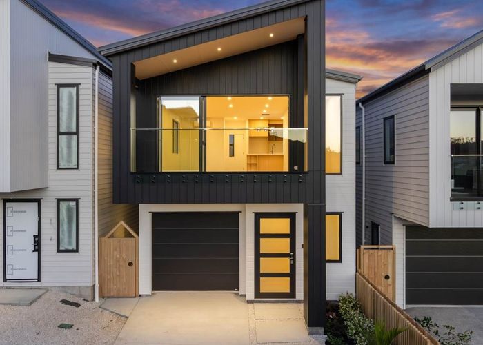  at 12 Tikati Rise, Long Bay, Auckland