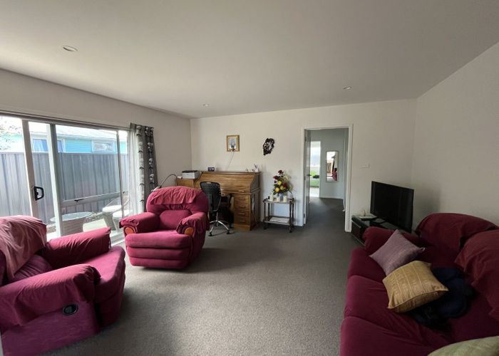  at 100a King Street, Taradale, Napier, Hawke's Bay