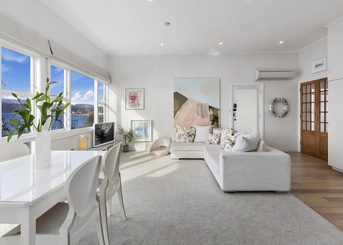  at 147 Marine Parade, Seatoun, Wellington