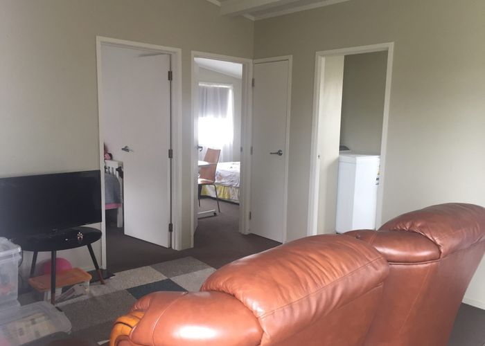  at September Pl, Forrest Hill, North Shore City, Auckland