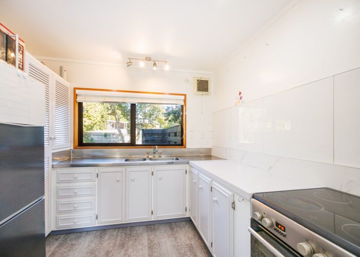  at 2/341 College Street, West End, Palmerston North, Manawatu / Whanganui