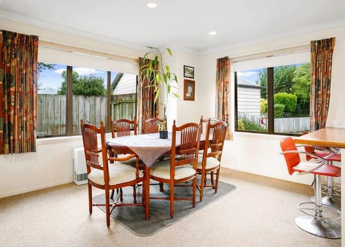  at 122 Tennyson Street, Leamington, Cambridge