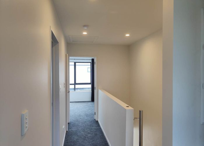  at 33 Kaha Road, Takanini, Papakura, Auckland