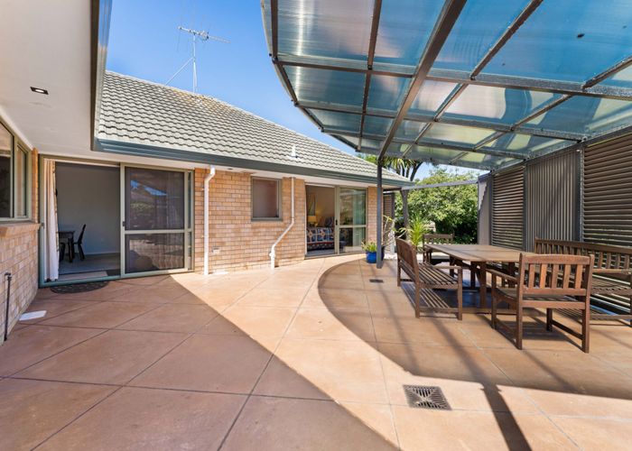  at 9 Trossach Place, Wattle Downs, Auckland