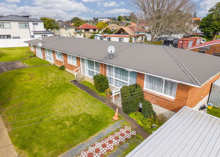  at 1 to 4/105 Pilkington Road, Panmure, Auckland City, Auckland