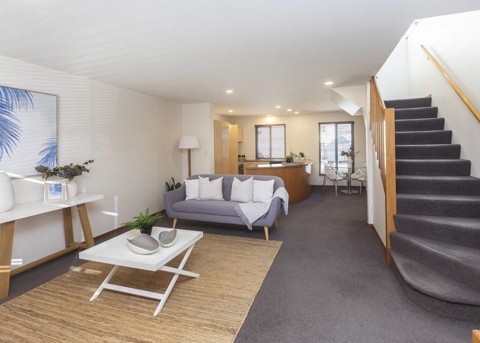  at 8/49 Gloucester Street, Christchurch Central, Christchurch