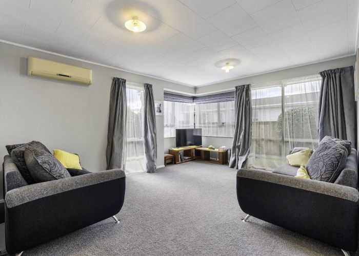  at 4 Cottage Lane, Pukete, Hamilton, Waikato