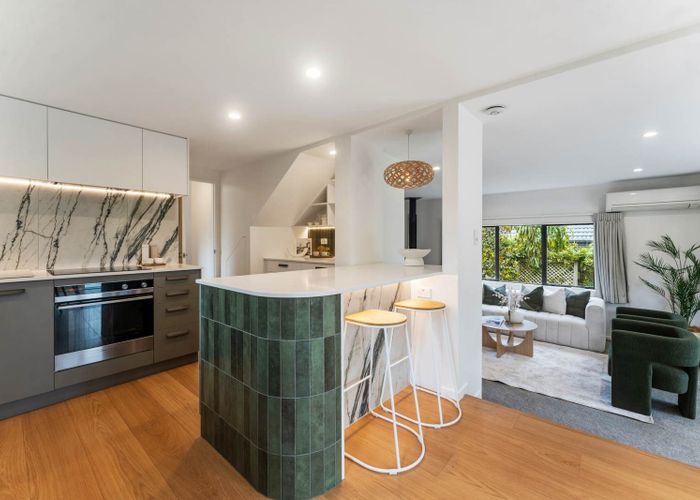  at 16 Zion Road, Birkenhead, North Shore City, Auckland