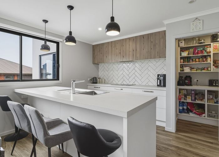  at 2 Kew Place, Corstorphine, Dunedin, Otago