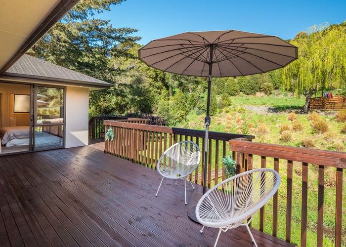  at 3 Fred hollows way, Leigh Valley, DUNEDIN