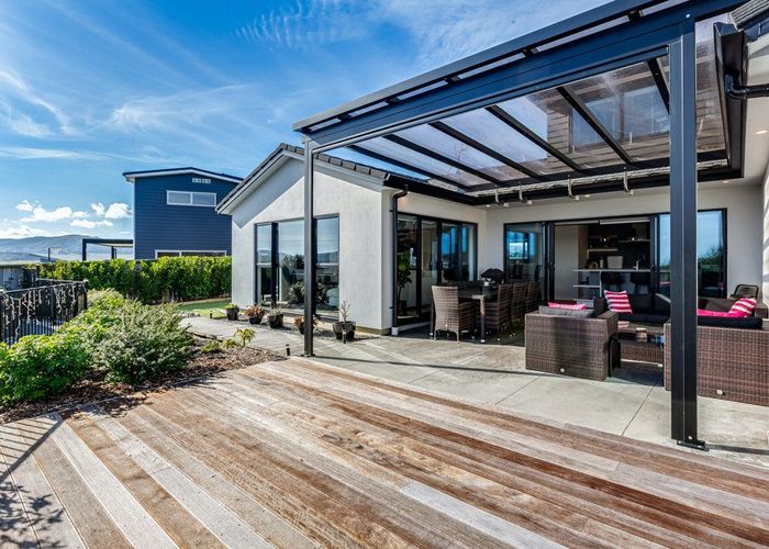  at 66 Endeavour Drive, Whitby, Porirua, Wellington