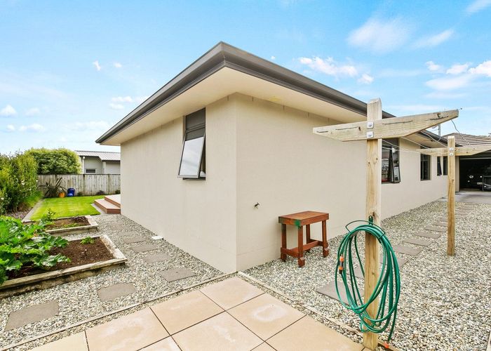  at 34 Redwood Crescent, Hurdon, New Plymouth