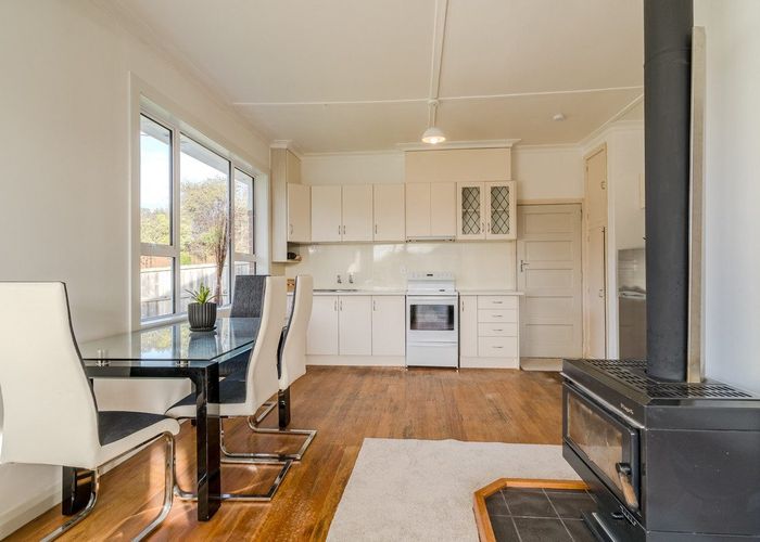  at 1 Glenross Street, Glenross, Dunedin