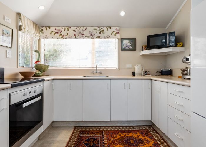  at 9/180 Charles Street, Westshore, Napier