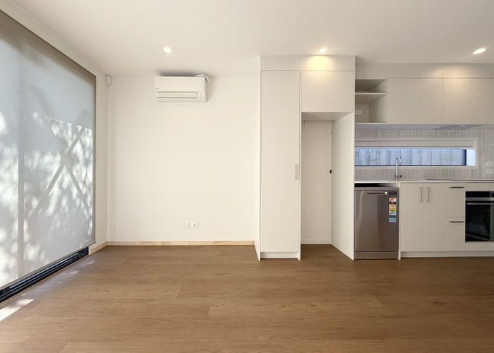  at 4/46 Taikata Road, Te Atatu Peninsula, Waitakere City, Auckland