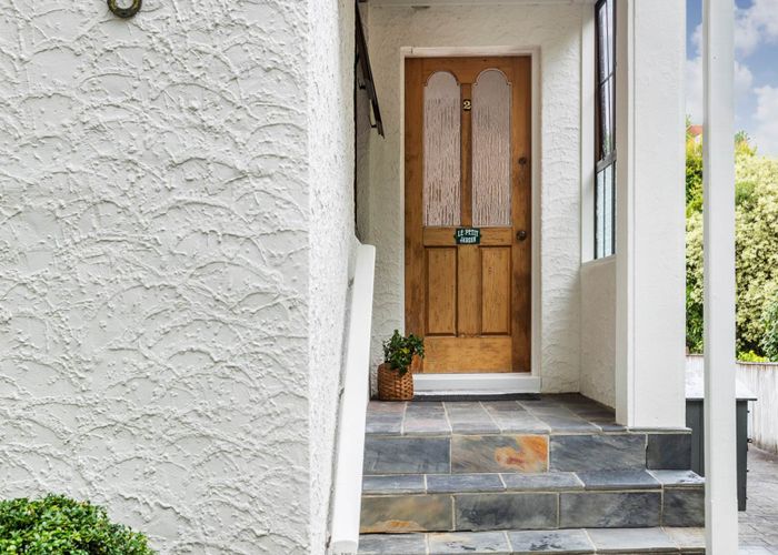  at 2/8 Sarawia Street, Newmarket, Auckland