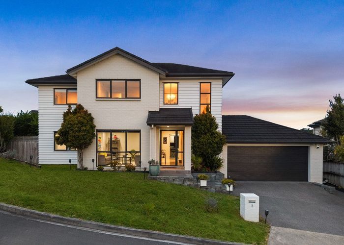  at 7 Viera Drive, Flat Bush, Manukau City, Auckland