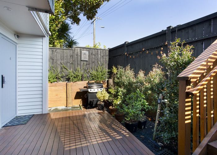 at 4/45 Methuen Road, New Windsor, Auckland City, Auckland