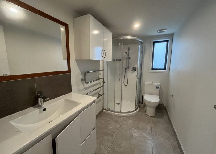  at Unit/92 Harrington Road, Henderson, Waitakere City, Auckland