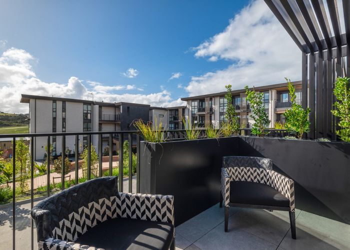  at 9b Windlass Street, Long Bay, North Shore City, Auckland