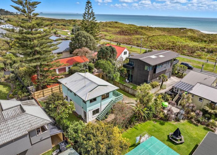 at 666B Papamoa Beach Road, Papamoa Beach, Tauranga, Bay Of Plenty