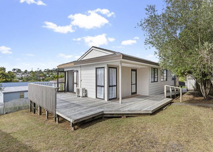  at 208 Solar Road, Glen Eden, Waitakere City, Auckland