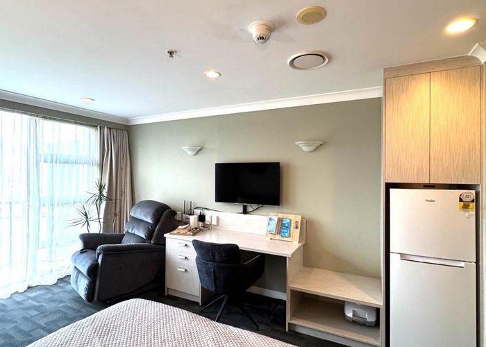  at 6I/100 Greys Avenue, City Centre, Auckland City, Auckland