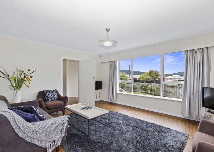  at 2 Whirinaki Crescent, Heretaunga, Upper Hutt, Wellington